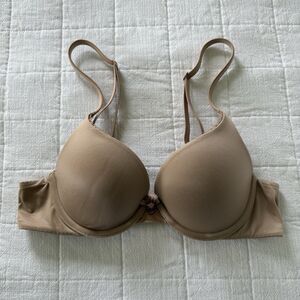 Victoria's Secret Body by Victoria Push Up Underwire Bra 34A Beige Praline